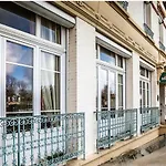 Le Renaissance 酒店 Montdidier (Somme)